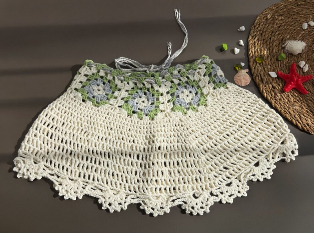 El Yapımı Örgü Mini Etek - Bohem Stil ve Doğal Şıklık